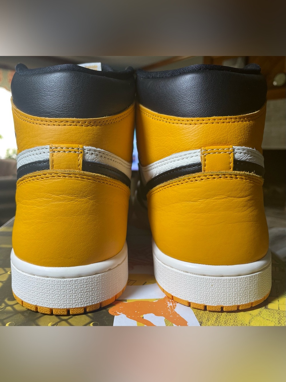 Jordan 1 Retro High Jordan 1 Retro High OG 🚖 Taxi 🚖 11M - Picture 7 of 16